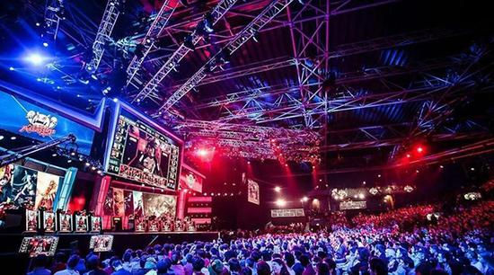 合这样的中 合这样的中