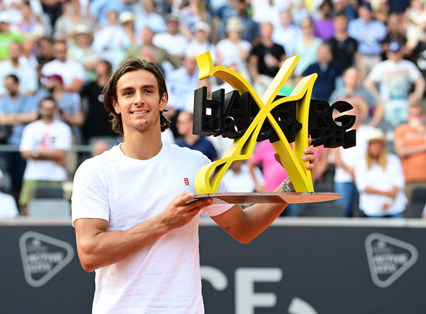 掩耳的速度 掩耳的速度